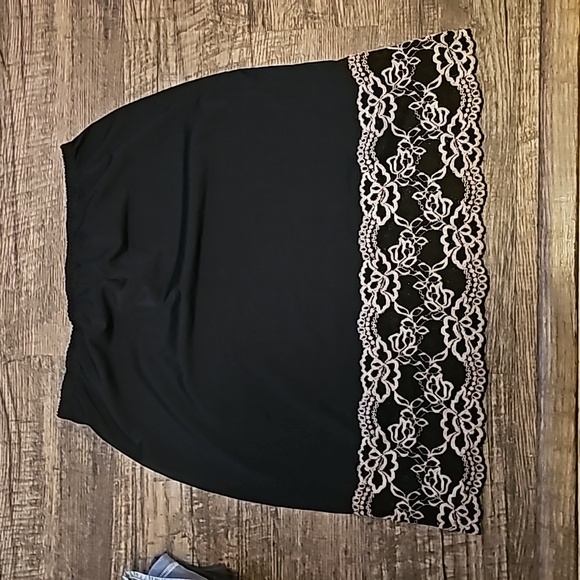 Jones New York Dresses & Skirts - Jones New York Women's Black Skirt